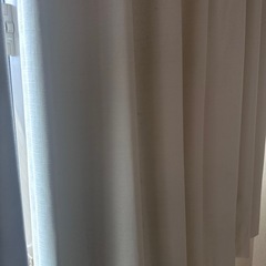 ニトリ　アイボリー　ホワイトカーテンの画像