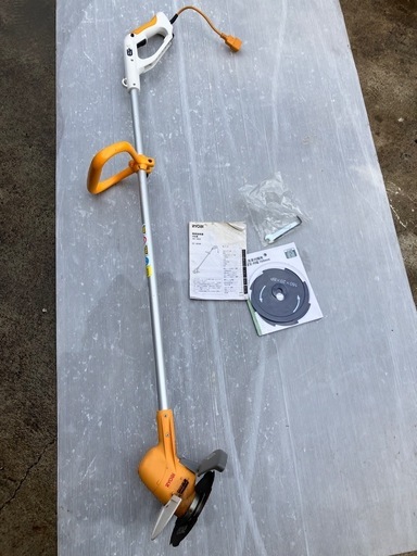 リョービ　草刈機　ak-1800 刈払機　100v