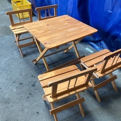 折り畳み　テーブルセット5点の画像