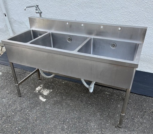 業務用 3槽シンク 蛇口 単水栓付き 幅1500×奥600×高さ835+150(mm) 三層 三槽 3曹 流し台 厨房 厨房機器 店舗用品 厨房機材 三方枠 大阪