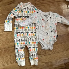 ムーミン柄ロンパースセットの画像