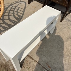 美品　無料　IKEA テーブル　テレビ台　飾り棚　シェルフ　チェストの画像