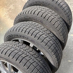 軽自動車　スタッドレスタイヤ　アルミホイール付きの画像