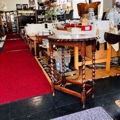 英国アンティーク オーク オケージョナルテーブル ツイストレッグの画像