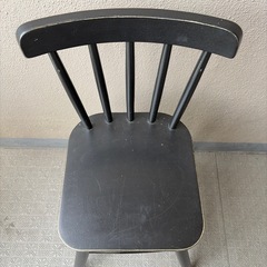 子供用 IKEA 木製ダイニングチェア ブラックの画像