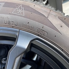 18インチ アルミホイール＋スタッドレス4本の画像
