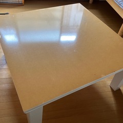 こたつ机の画像