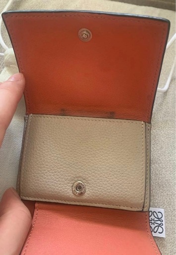 【正規品】LOEWE ロエベ　三つ折り財布 ベージュ/オレンジ　箱・保存袋付き