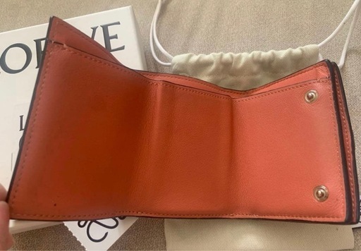 【正規品】LOEWE ロエベ　三つ折り財布 ベージュ/オレンジ　箱・保存袋付き
