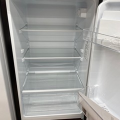 Hisense 2ドア冷蔵庫のご紹介です。の画像