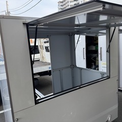 キッチンカー用シェルの画像