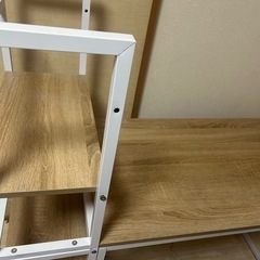 オフィスデスクの画像