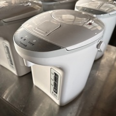 10台あります！2024年 ピーコック 電気保温エアーポット WZP-22 2.2L 電気ポットの画像