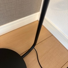 IKEA×HAY イッペルリグ LED フロアスタンド 照明の画像