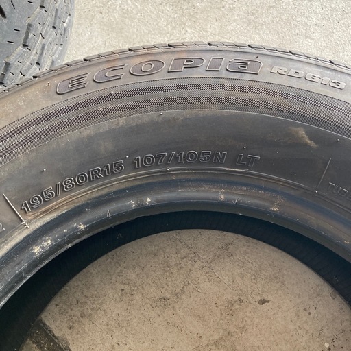 ブリヂストン　バンタイヤ　195/80R15
