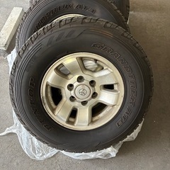 夏タイヤ　265/70r16 ダンロップグラントレックAT3   ハイラックスサーフ　の画像