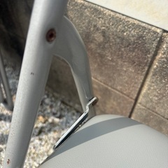 折りたたみチェア 4脚セット グレー イトーキ KB-321-25 パイプ椅子の画像