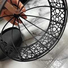 ニトリ　蚊取り線香ホルダー　ブラック　インテリア　姫系　ワイヤー　ランタンの画像