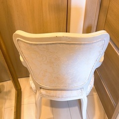 アンティーク　可愛い　 ホワイトチェア　椅子　の画像
