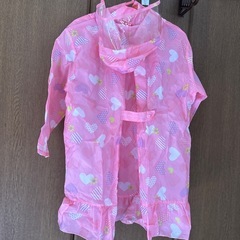 ランドセルを背負ったまま　レインコートの画像