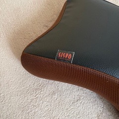 【美品】 sispo ながらクッション　エクササイズ　ストレッチ　ダイエット　健康器具の画像
