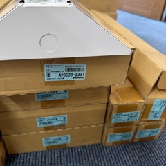 【在庫4】新品未使用‼️TOSHIBA LED照明器具ベースライトセットの画像