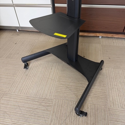 【未使用品‼️】定価65,780円♪ サンワサプライ 65型対応ディスプレイスタンド テレビスタンド キャスター付き ブラック♪
