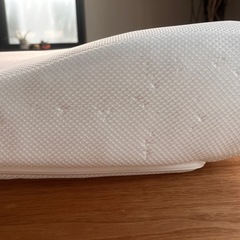 無印良品　寝返りを受け止めるまくらの画像