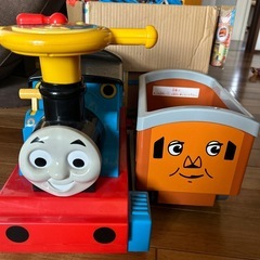 トーマス　電動乗用の画像