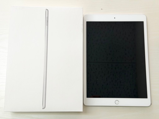 BランクiPad(第8世代)