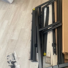 ベットとベッフレームの画像