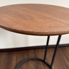 ニトリ　サイドテーブルの画像