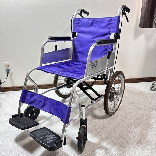 【動作品】 Miki Wheel Chair 折りたたみ アルミ 車椅子 介護用品 車イス