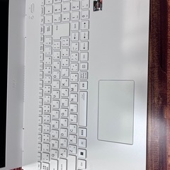 ノートパソコン   LAVIE Windows11
の画像