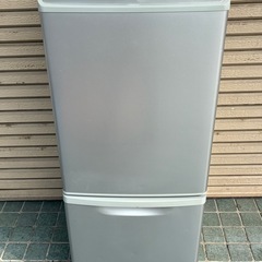 【全10台出品中】★138L★Panasonic パナソニック 冷凍冷蔵庫 NR-B144W-S 2011年 冷蔵庫 ・簡易清掃済み！　の画像