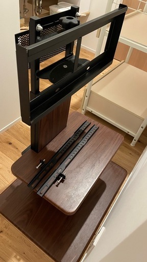 【美品】壁掛けテレビ台　ウォールナット