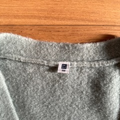 ユニクロ150 カーディガンの画像