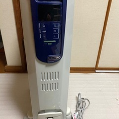 デロンギ オイルヒーター KHD410812の画像