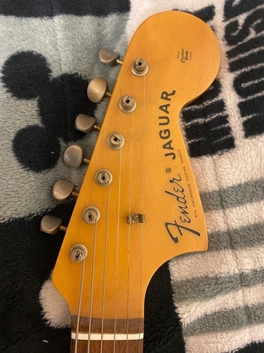 【受渡予定者決定】FenderJAGUARソフトケース付