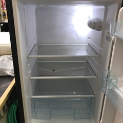 ジャングルジャングル貝塚店　冷蔵庫　アイリスオーヤマ　2021年製　黒　ブラック　右開き　2ドア　コンパクト　ノンフロン　162L 　中古　貝塚市　二色浜の画像