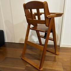 【2wayテーブル】木製ベビーチェア♩美品ずり落ち防止ベルト付ハイローチェアの画像