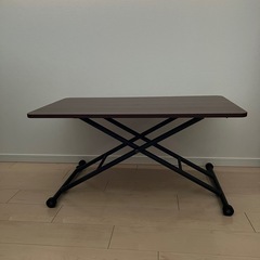 昇降テーブルの画像