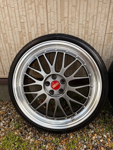引取者決定済み　
BBSリムチャンピオンホイール　215/35R19 PCD100 歪みなし