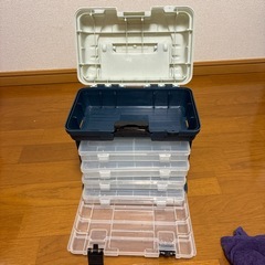 タックルボックスの画像