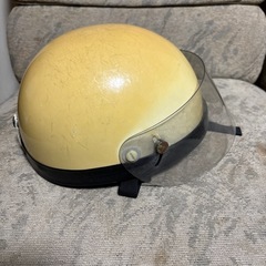 ヘルメットの画像