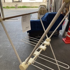 室内物干しの画像