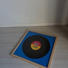 ✨おしゃれダイニングセット(ダイニングテーブル、椅子二つ、フレーム付きの飾り（ウォールアート）｜椅子完成済み・テーブル簡単組立😊の画像