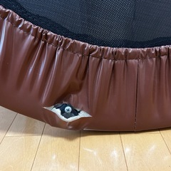 RIORES（リオレス）トランポリン 102cm ブラウン【カバー一部破れあり】の画像