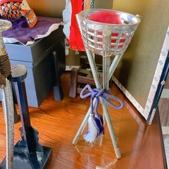 兜　周辺の飾り物、屏風など　五月人形の画像