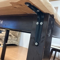 ダイニングテーブルの画像